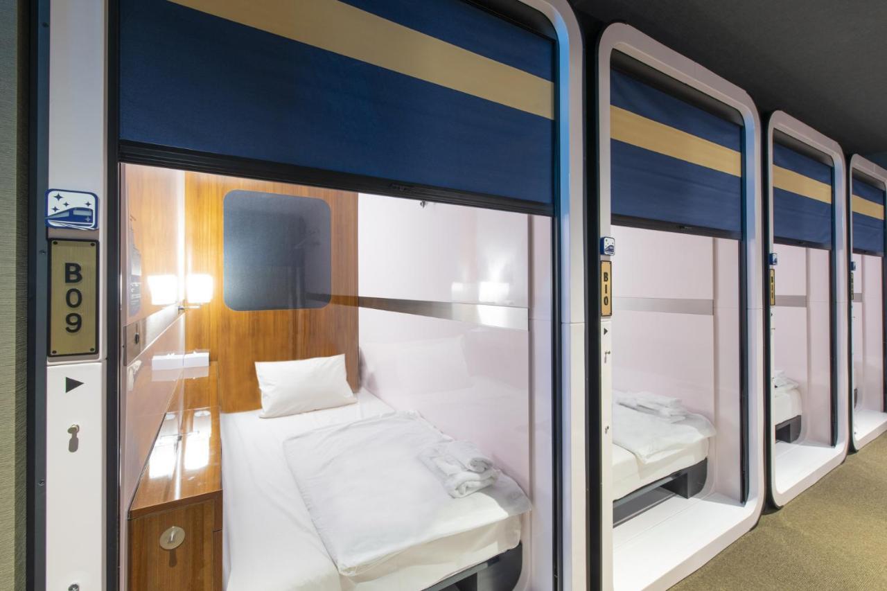 The S3 Wakayama Station Hotel Exterior photo